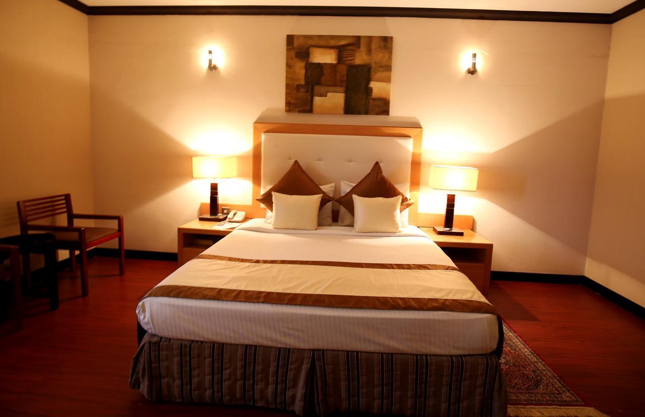 London Crown Hotel 두바이 외부 사진