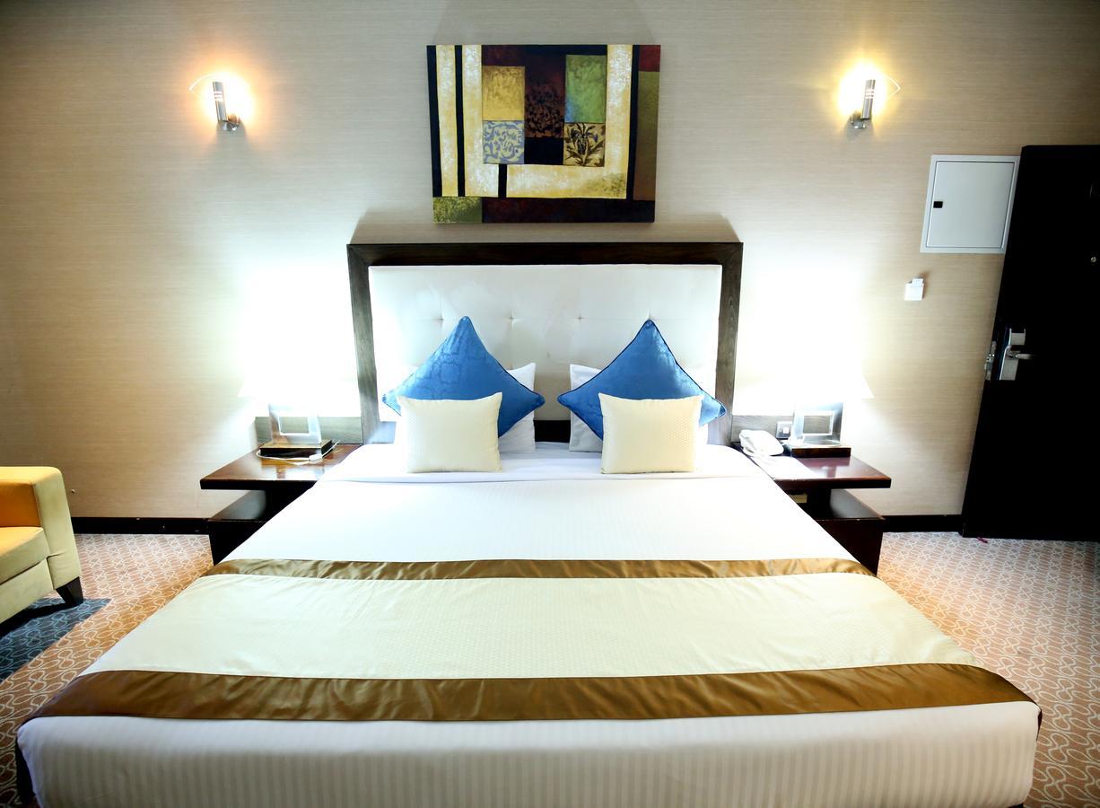 London Crown Hotel 두바이 외부 사진