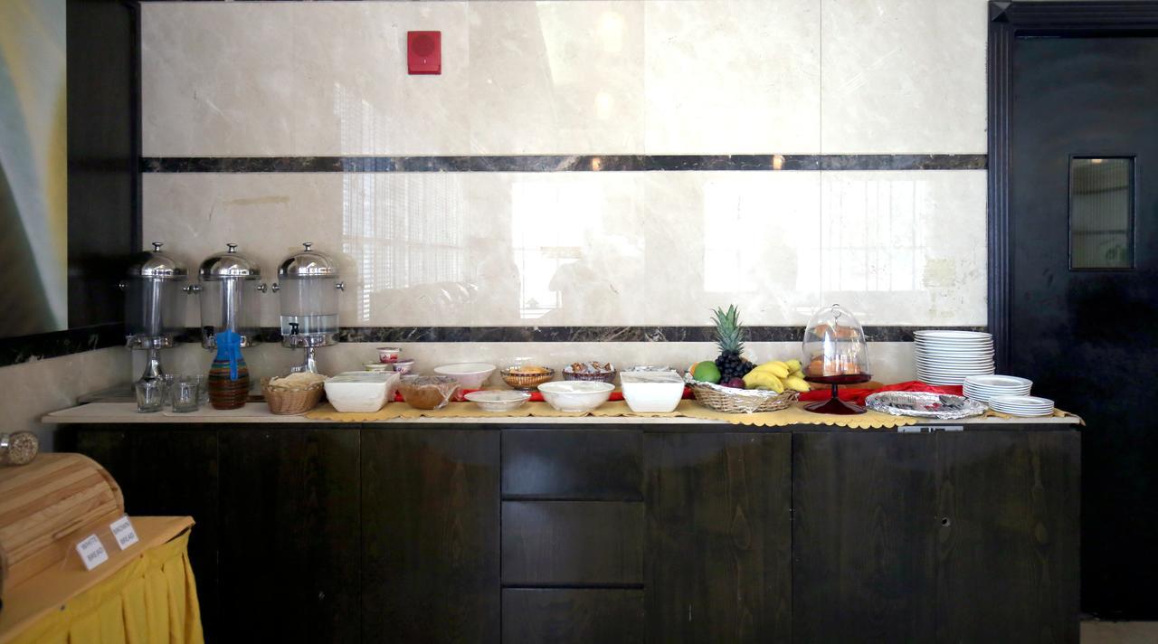 London Crown Hotel 두바이 외부 사진