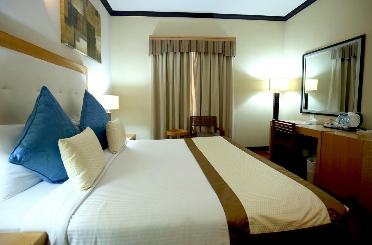 London Crown Hotel 두바이 외부 사진