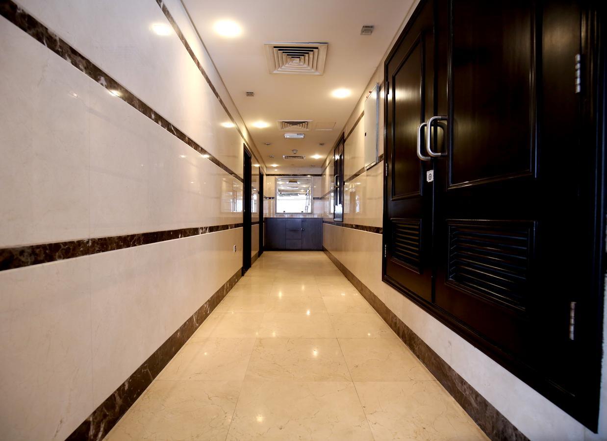 London Crown Hotel 두바이 외부 사진