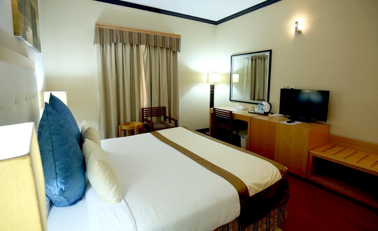 London Crown Hotel 두바이 외부 사진