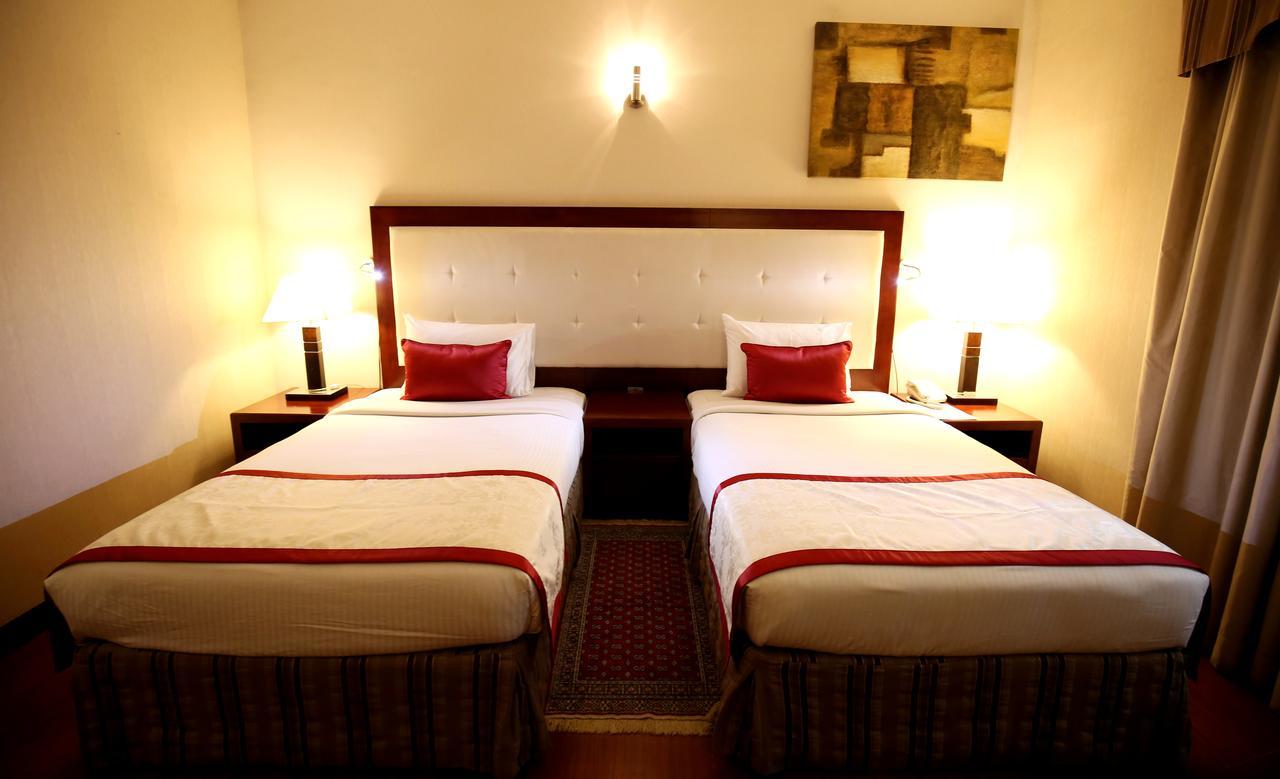London Crown Hotel 두바이 외부 사진