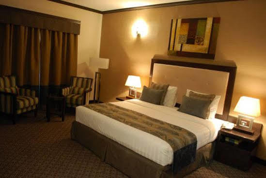 London Crown Hotel 두바이 외부 사진