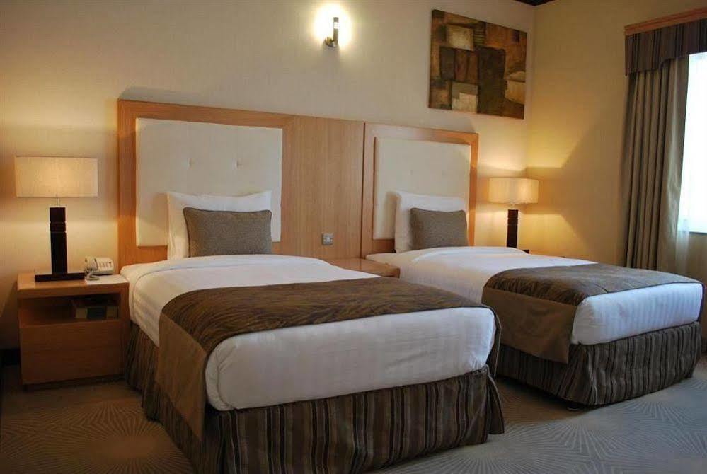 London Crown Hotel 두바이 외부 사진